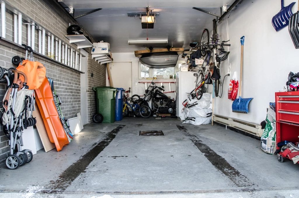 declutter garage