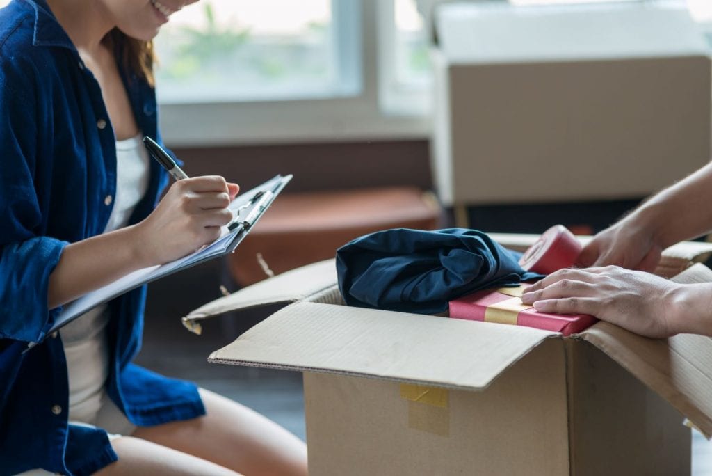 Use a moving checklist to avoid forgetting things.