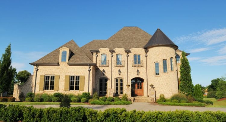  A very large luxury home in Brentwood, Tennessee, outside of Nashville.