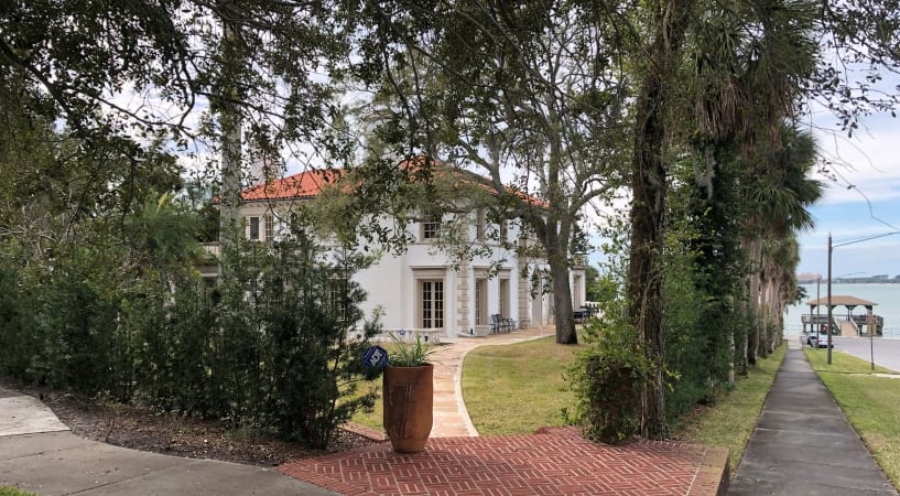 House in Harbor Oaks neighborhood in Clearwater, FL