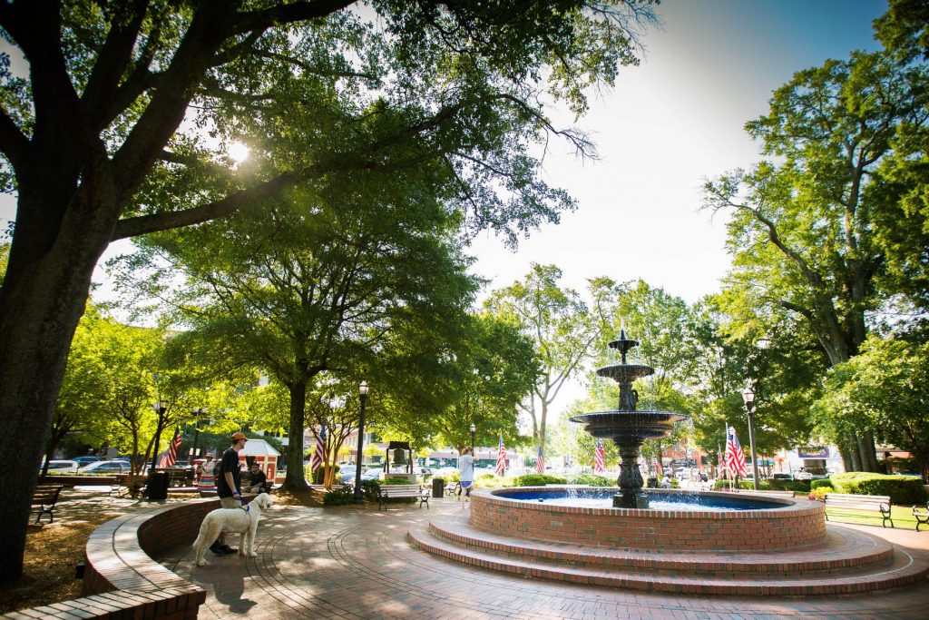 A downtown square fountain in Marietta, Georgia 
