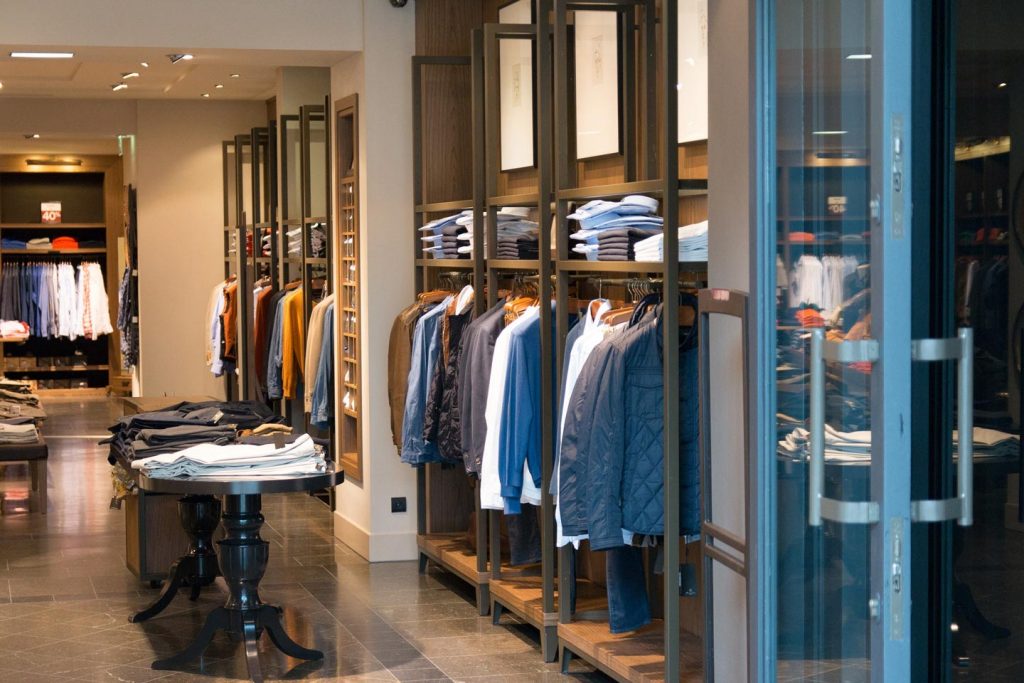 retail store fixture change out