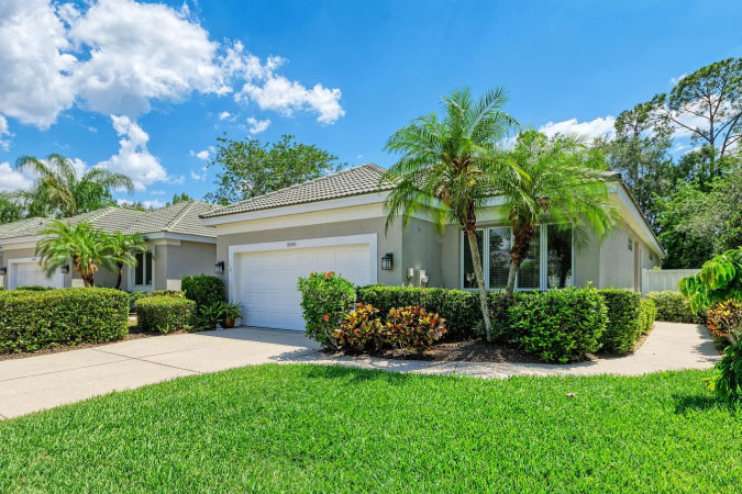 A lovely one-story home in the Rosedale neighborhood of Bradenton, Florida