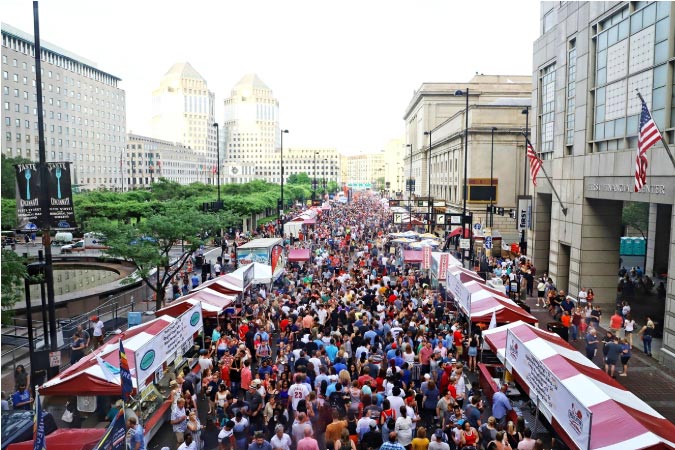 Locals fill the streets during Cincinnati’s Taste of Cincinnati culinary festival