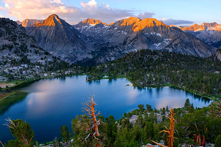 A lake in Kings Canyon National Park