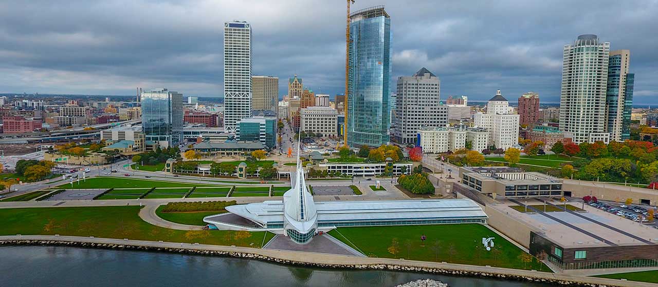 Wisconsin Moving Company & Storage Unit Facilities PODS