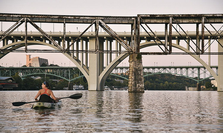 Kayaking on the Tennessee River