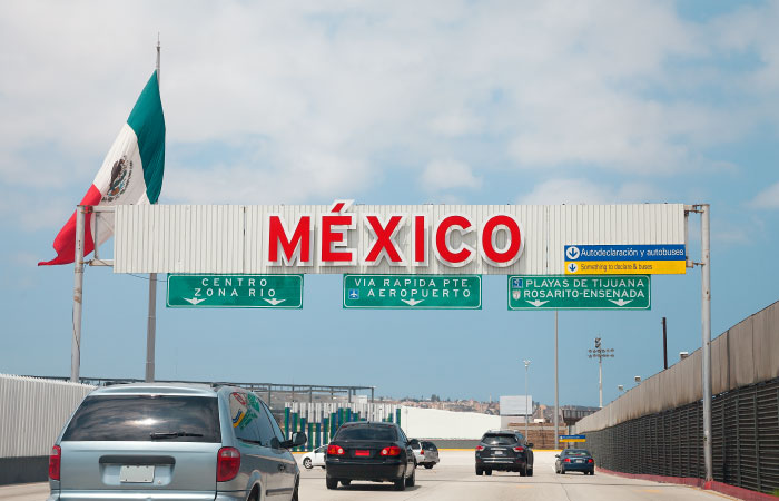 Entrance to the internation border between Mexico and the U.S. near San Diego, California.