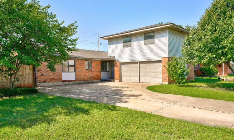 A single-family home in Warr Acres, Oklahoma.