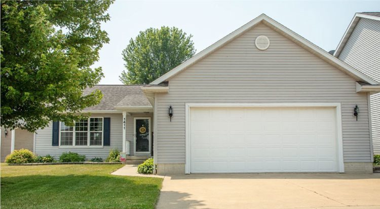 A one-story home in Waverly, Iowa.